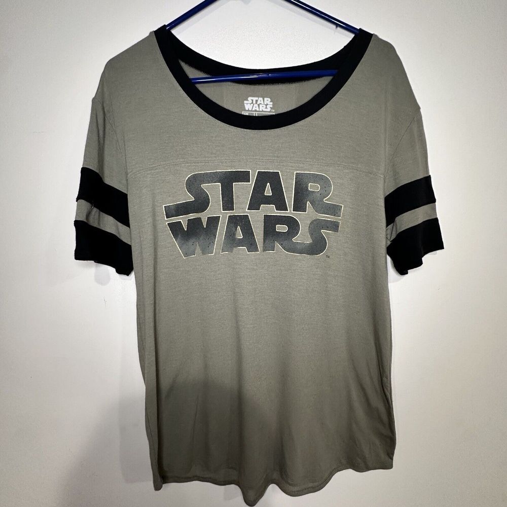 Star Wars Womens T Shirt Size Medium Grey and Black Scoop Neck
